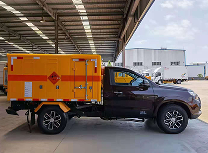 太平爆破器材运输车